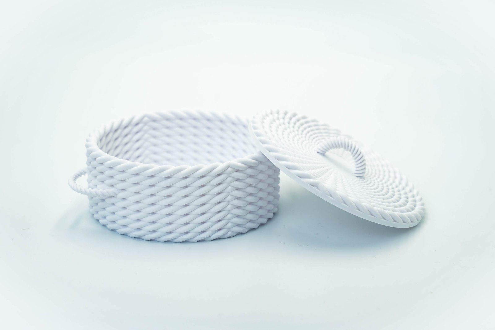 Okrągły koszyk – stylowy organizer na drobiazgi | z pokrywką | Biały