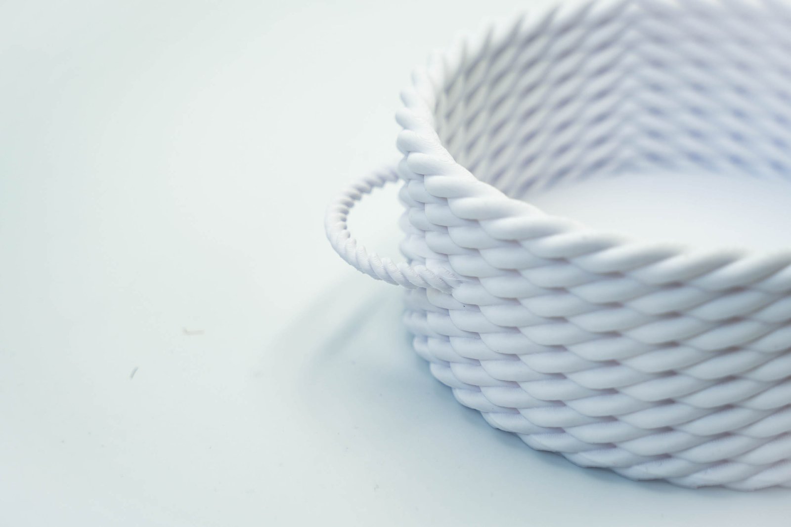 Okrągły koszyk – stylowy organizer na drobiazgi | z pokrywką | Biały - obrazek 6