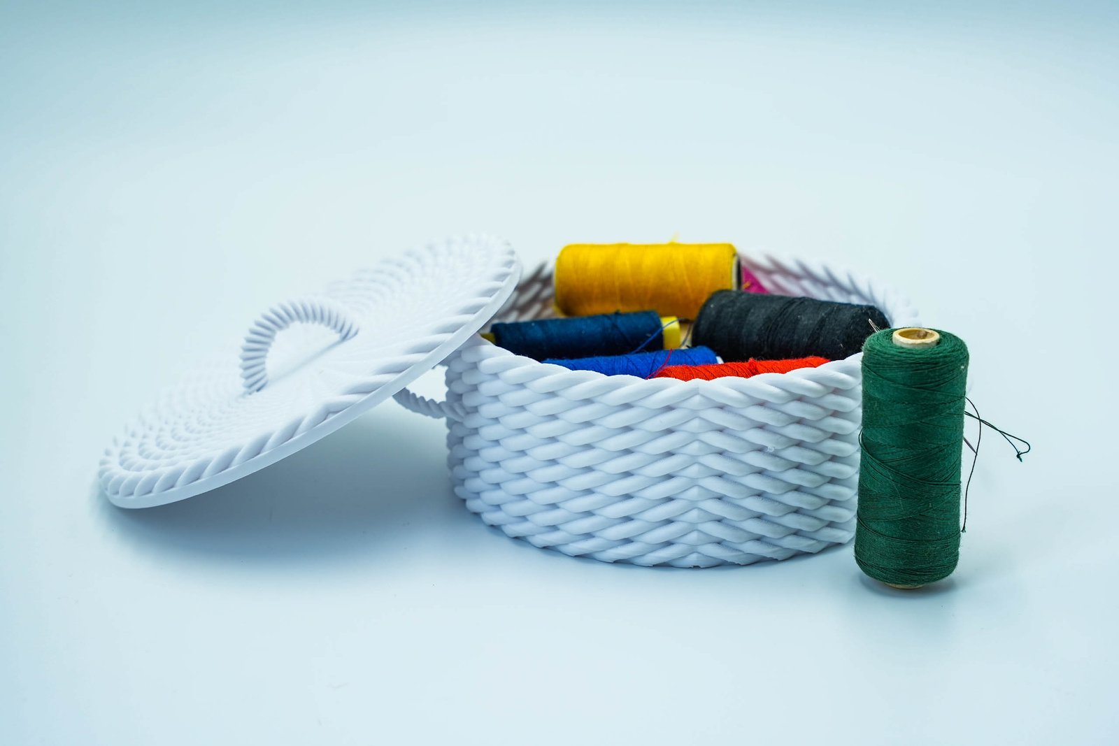 Okrągły koszyk – stylowy organizer na drobiazgi | z pokrywką | Biały - obrazek 3