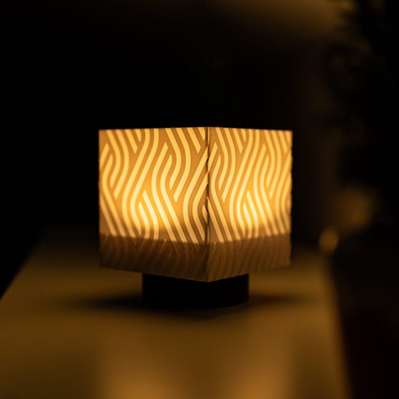 Lampka Sensoa Geo – Kolor White